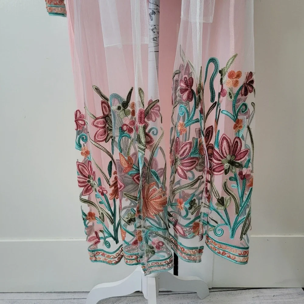 Wonderland by Orange Women's Size S Sheer Duster Cardigan‎ Pink Floral Mesh